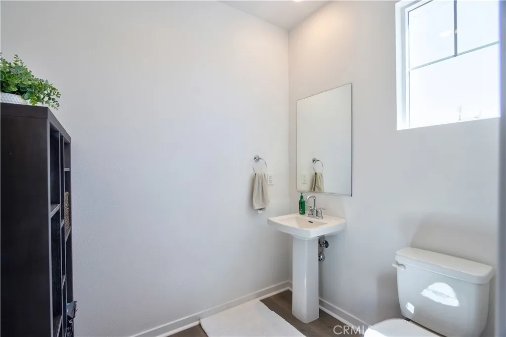 32552 Crystal Cove Court, Winchester, California 92596 home-pic-14